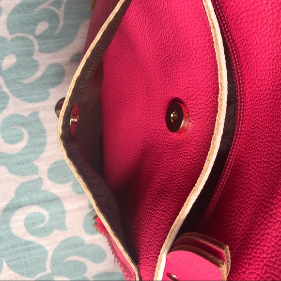 Women’s Pink Spiked Purse - Picture 5 of 6